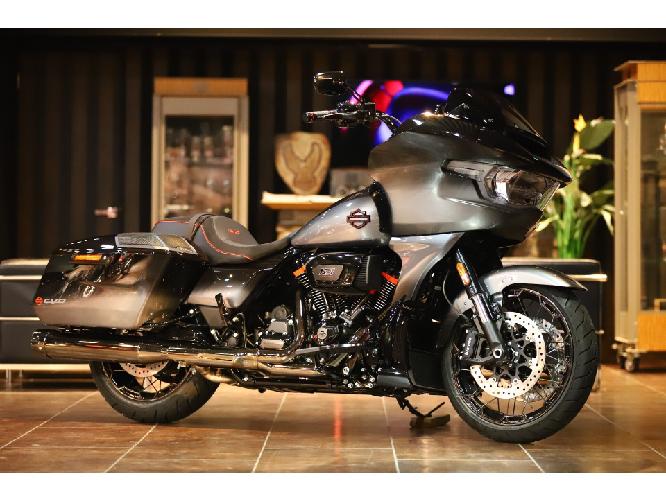 HD ROAD GLIDE FLTRXSE1923 CVO 2025