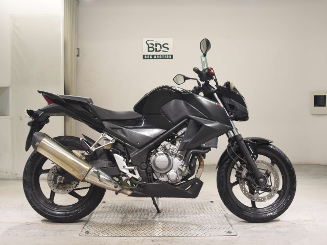 Honda CB250F 2015
