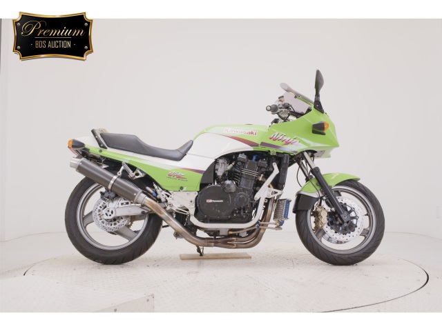 Kawasaki GPZ900R 2002