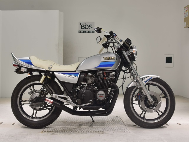 Yamaha XJ400D 1982