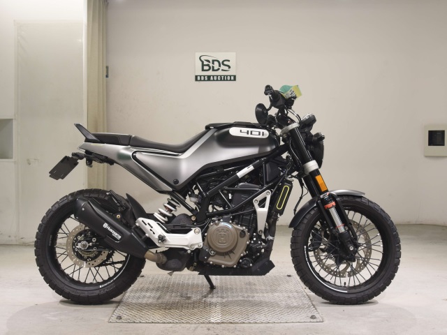 Husqvarna SVARTPILEN 401 2021