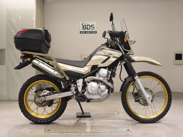 Yamaha SEROW XT250 2017
