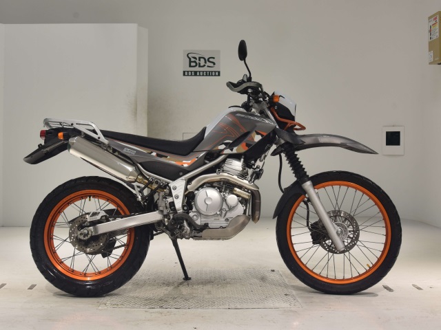 Yamaha SEROW XT250 2015