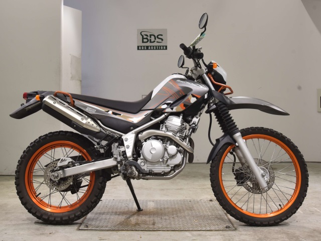 Yamaha SEROW XT250 2015