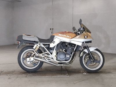 Suzuki GSX250S KATANA