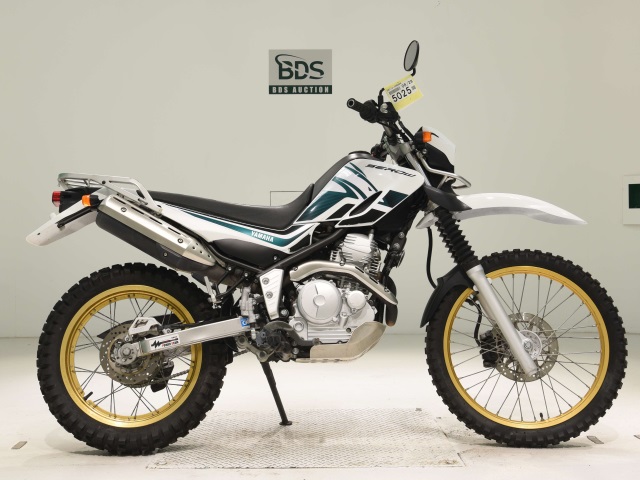 Yamaha SEROW XT250 2012