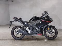 Yamaha YZF-R25 2015