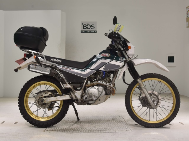 Yamaha SEROW XT225 2000
