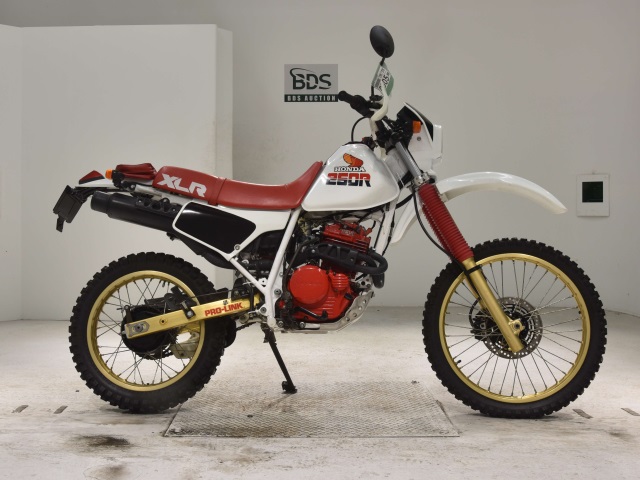 Honda XLR250R 1985