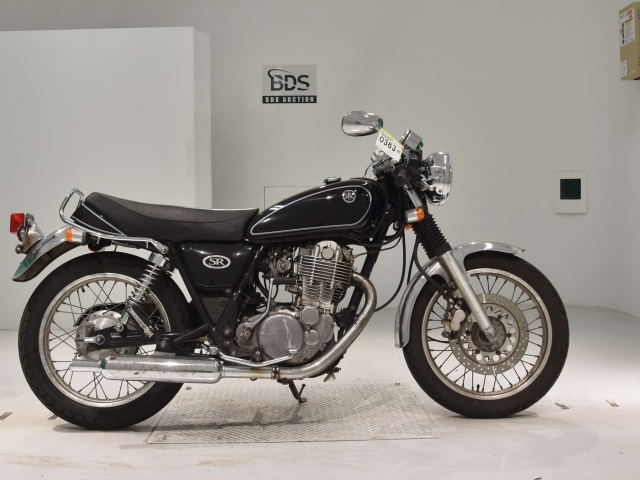 Yamaha SR400 2010