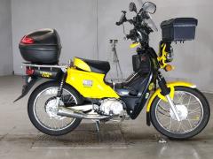 Honda CC110 CROSSCUB 2016
