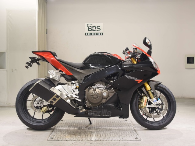 Aprilia RS V4 FACTORY 2010
