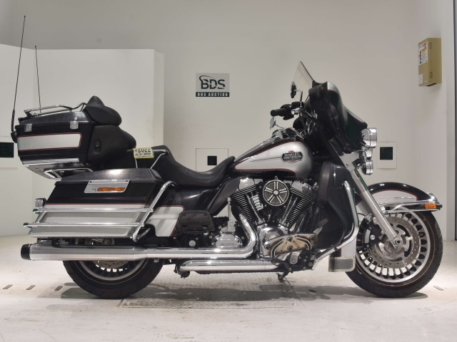 HD ELECTRA GLIDE FLHTCU1580 2010
