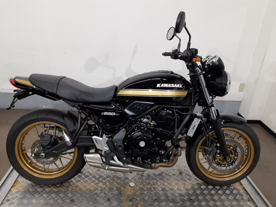 Kawasaki Z650RS 2024
