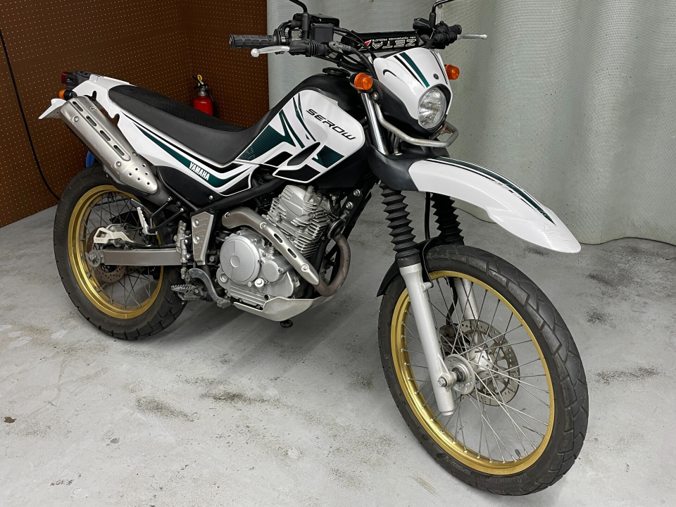 Yamaha SEROW XT250