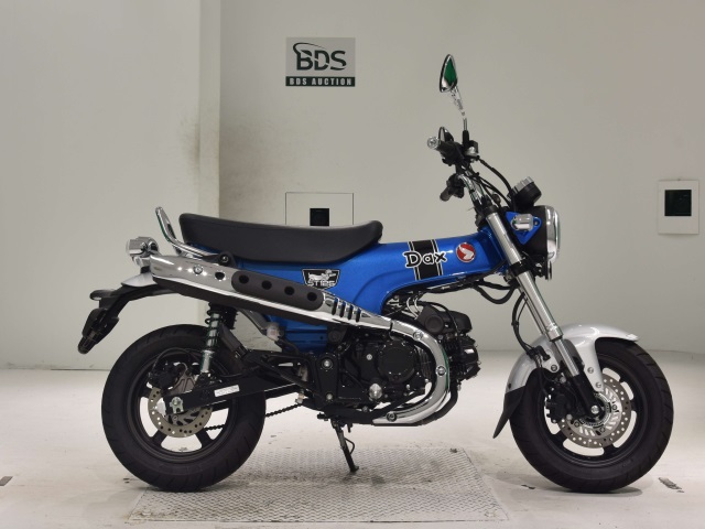 Honda DAX125 2022