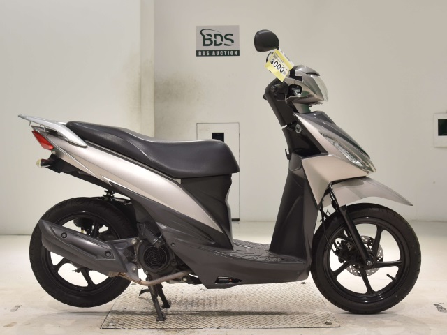 Suzuki ADDRESS V110