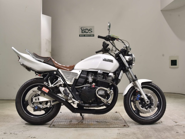 Yamaha XJR400 2002