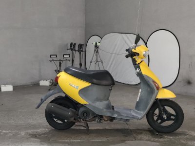 Suzuki LETS4