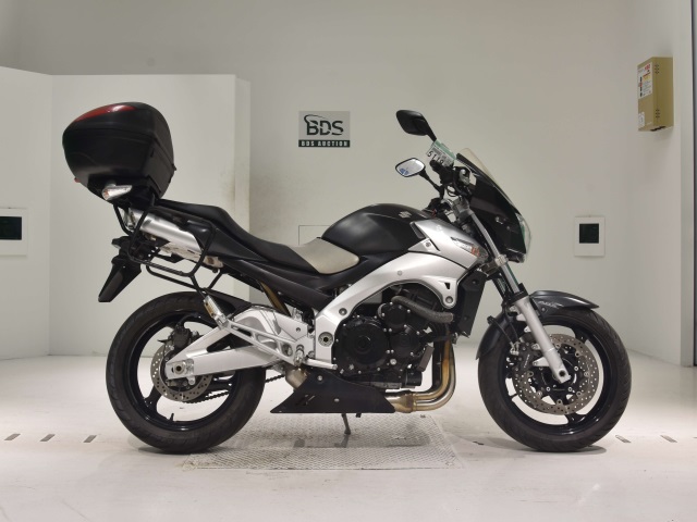 Suzuki GSR400A 2009