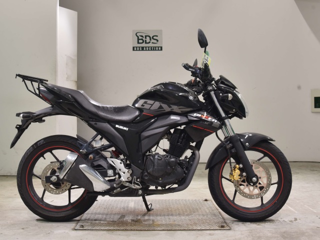 Suzuki GIXXER150