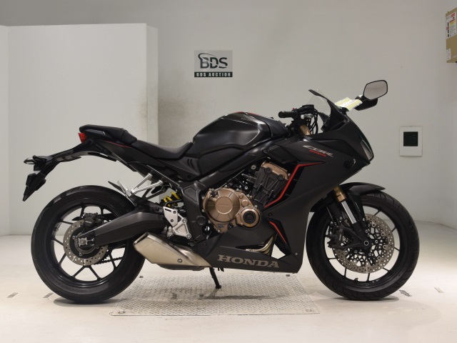 Honda CB650R 2019