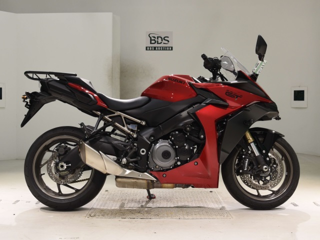Suzuki gsx-s1000 gt 2024