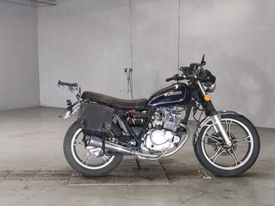 Suzuki GN125H 2015