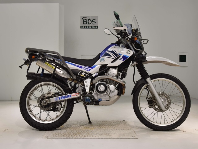 Yamaha SEROW XT250 2018