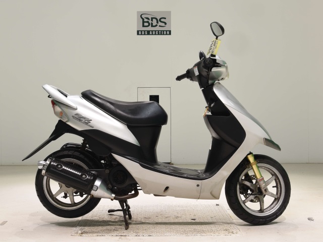 Suzuki SEPIA ZZ