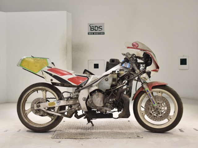 Yamaha TZR250 1989