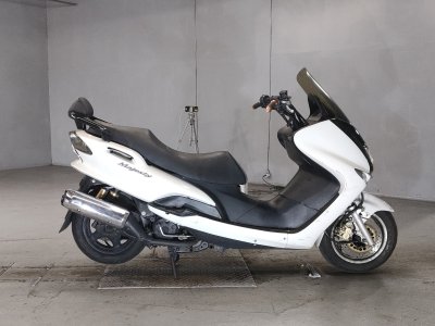 Yamaha MAJESTY 125