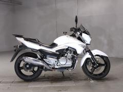 Suzuki GSR250