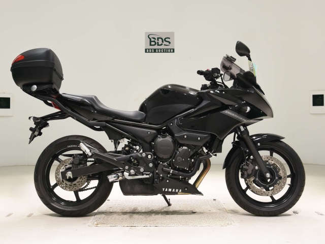 Yamaha XJ6 DIVERSION 2011