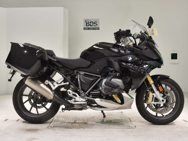 BMW R1250RS 2023