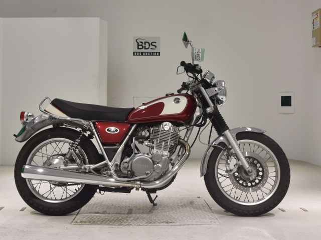 Yamaha SR400 2005