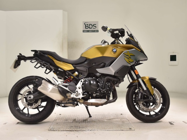 BMW F900XR 2021