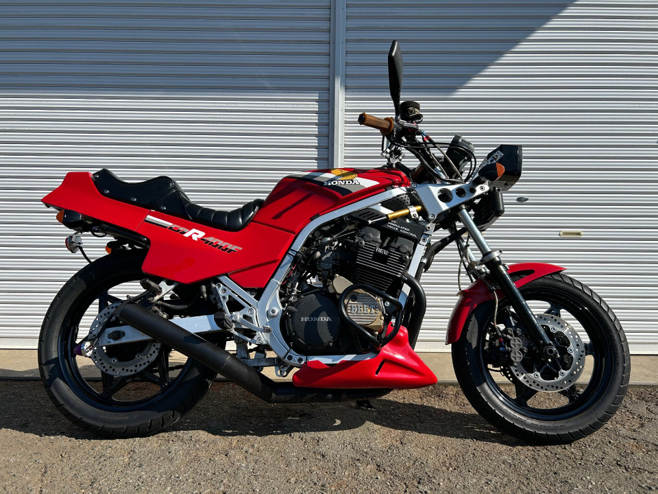 Honda CBR400F 1985