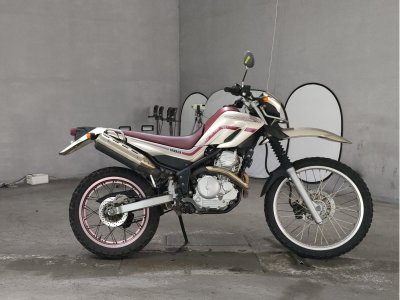 Yamaha SEROW XT250 2005