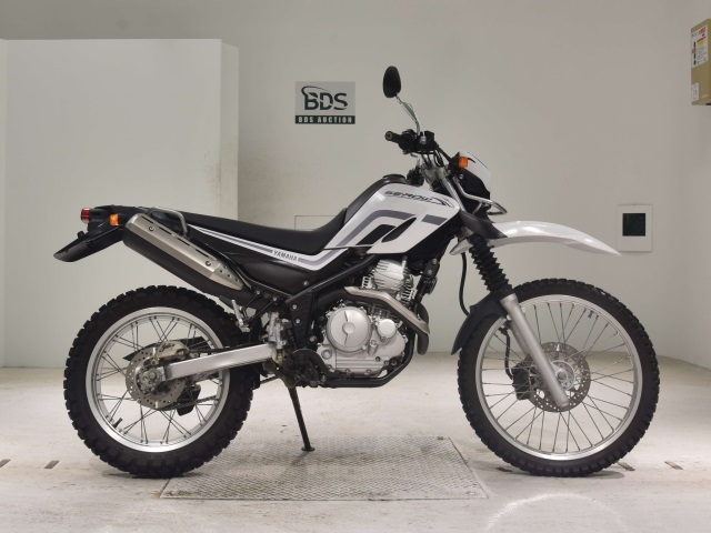 Yamaha SEROW XT250 2005