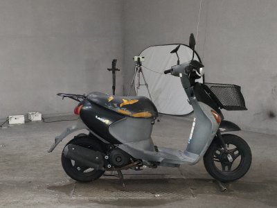 Suzuki LETS4