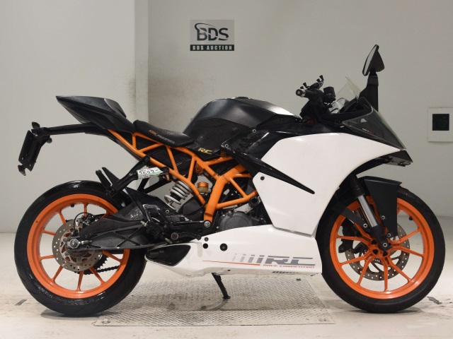 KTM RC 390 2015