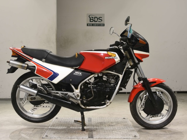 Honda MVX250F 1983