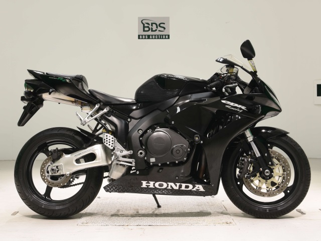 Honda CBR1000RR 2006