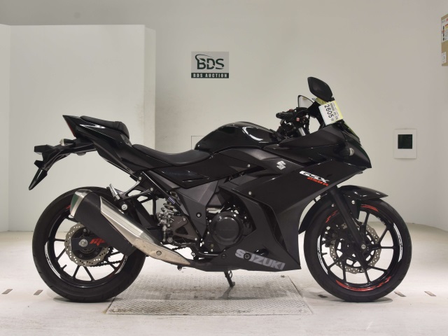 Suzuki GSX250R