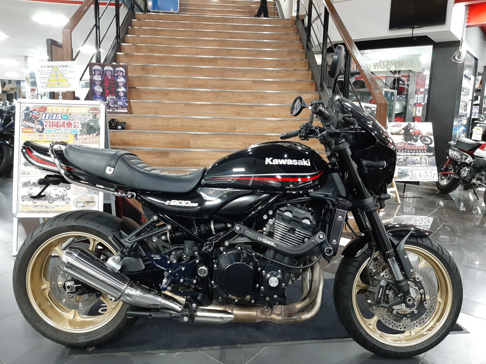 Kawasaki Z900RS 2023