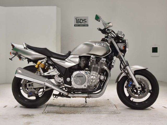 Yamaha XJR1300 2003