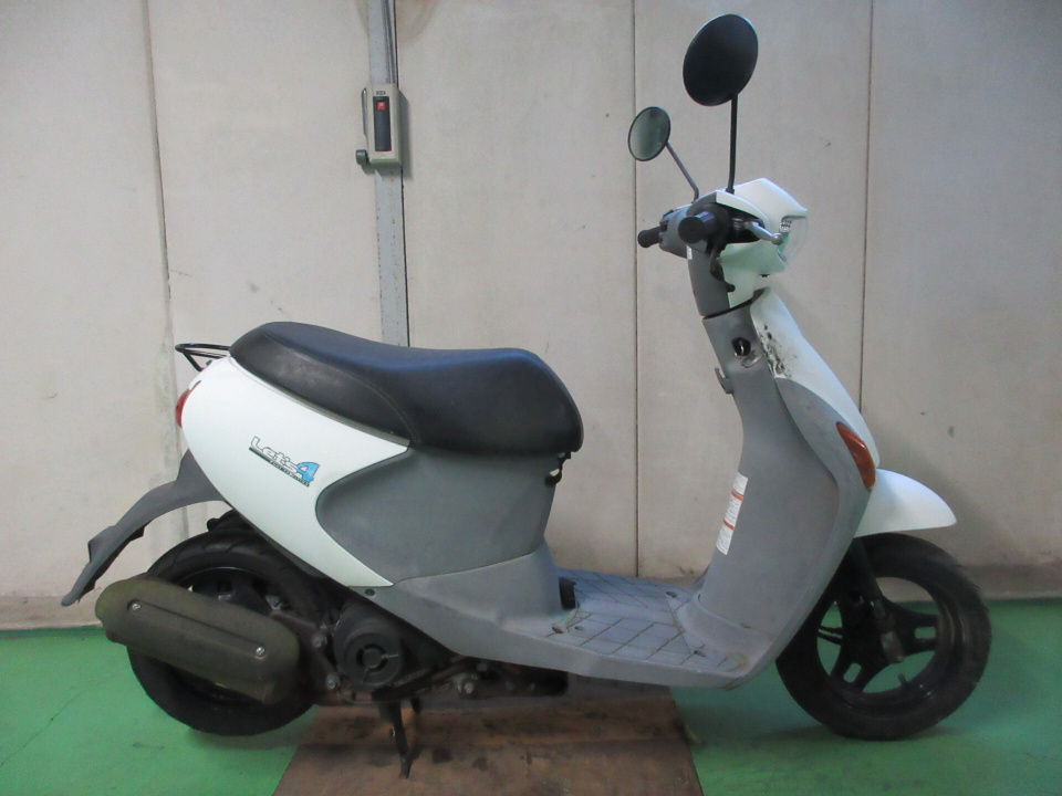 Suzuki LETS4