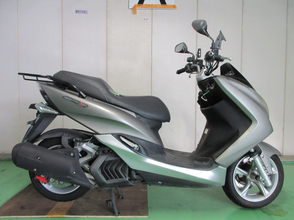 Yamaha MAJESTY S 2016