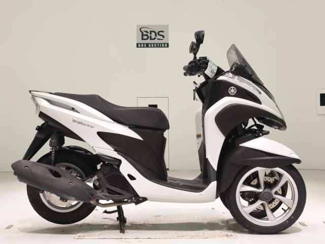 Yamaha TRICITY MW125 2015